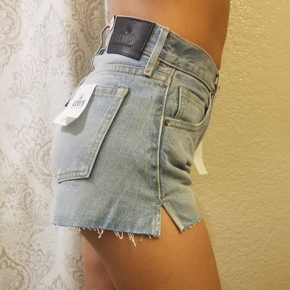 Levi's made and crafted high rise cut off shorts - Picture 2 of 7